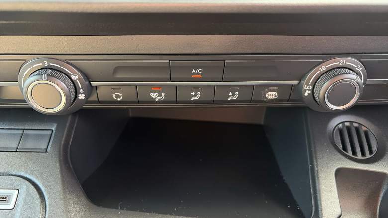 Vauxhall Combo Cargo Combo Xl Diesel 1.5 Turbo D 100ps Pro H1 Van